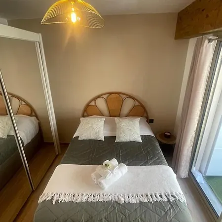 New At 150m From The Beaches Easy Check In Apartment