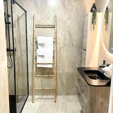 New At 150m From The Beaches Easy Check In * جوان ليه باه